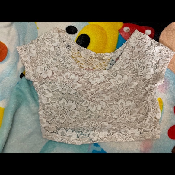 Clothes - Picture 5 of 8